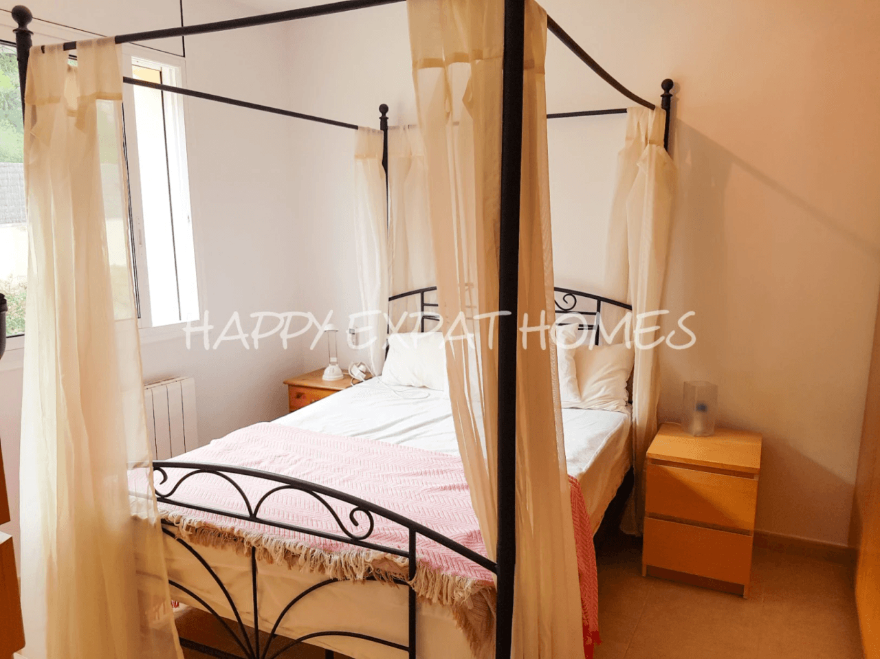 Beautiful family home located in a quiet area of the Sitges mountains Mas Mestre Olivella