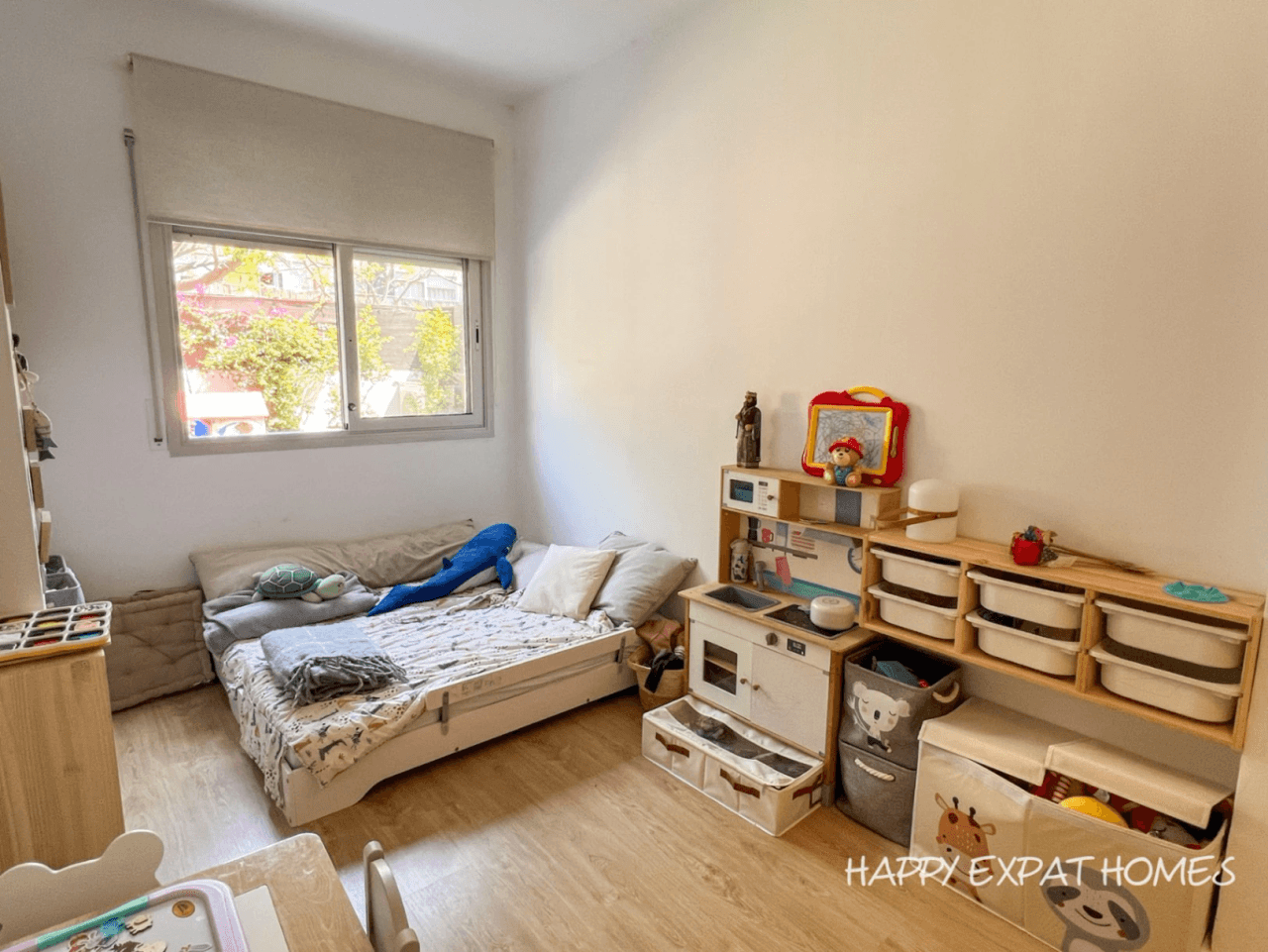 Unique apartment in La Plana (Sitges) with 205m2 private garden