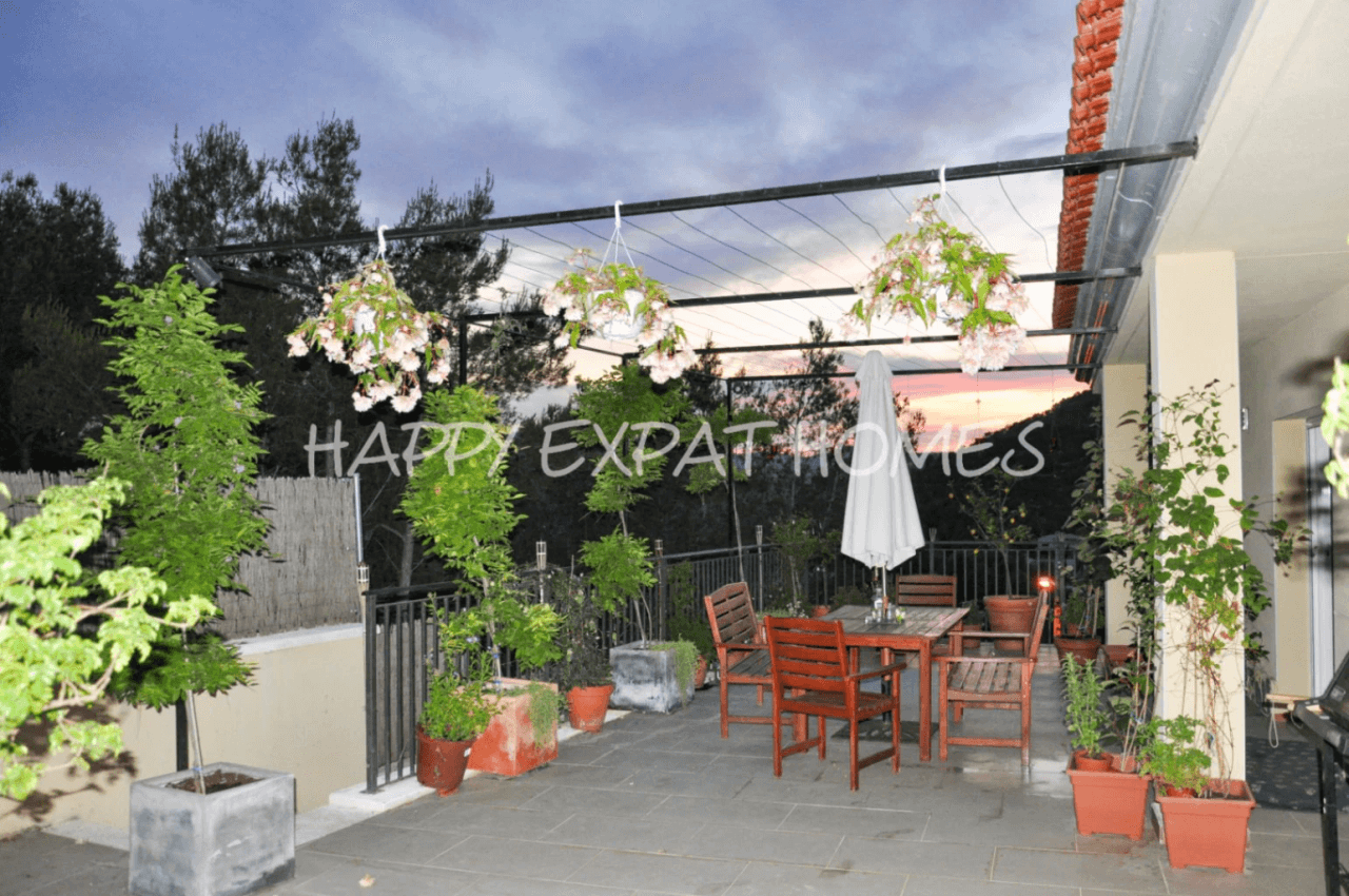 Beautiful family home located in a quiet area of the Sitges mountains Mas Mestre Olivella