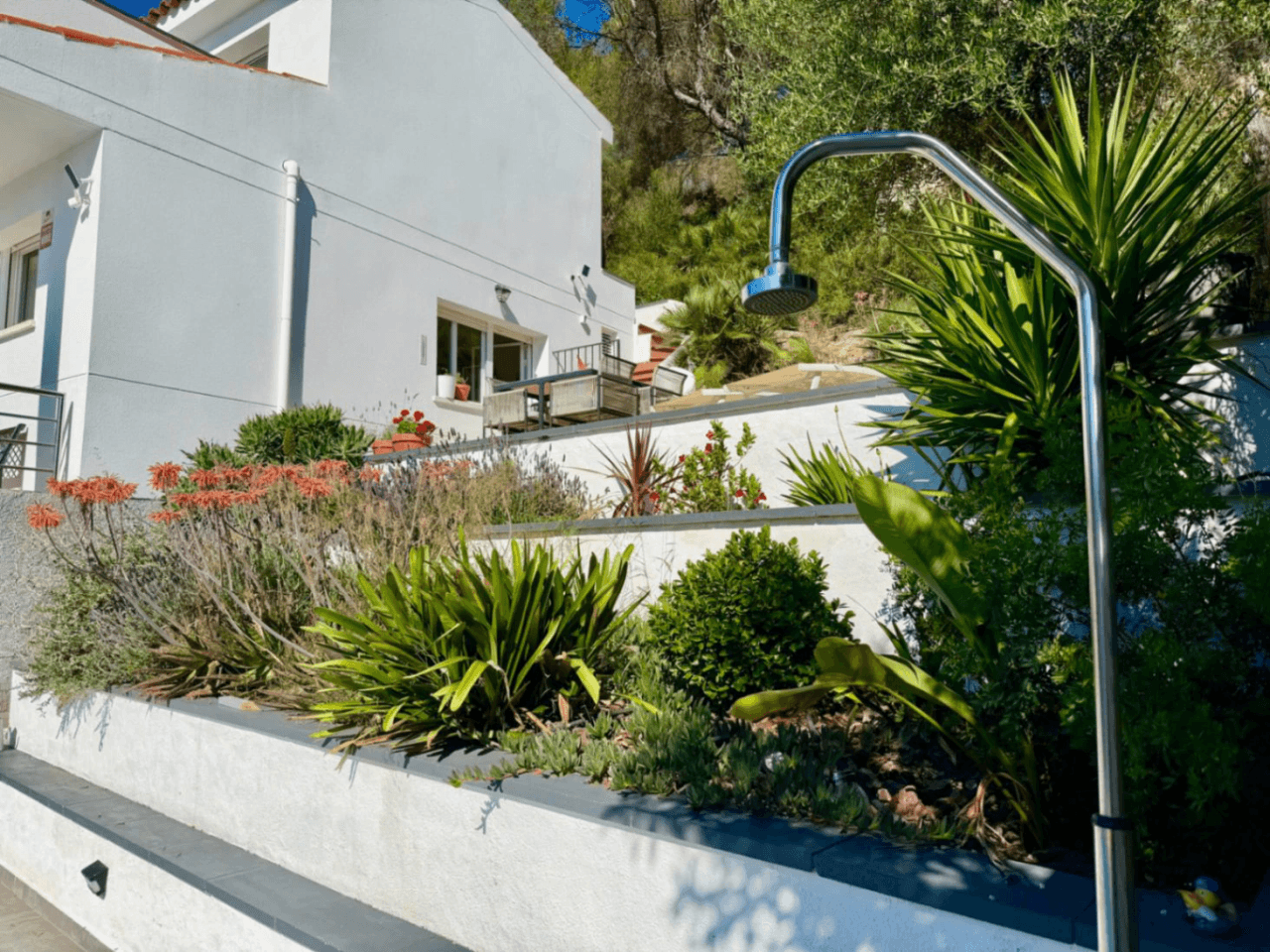 Villa with pool near Sitges close to schools, restaurants and stores