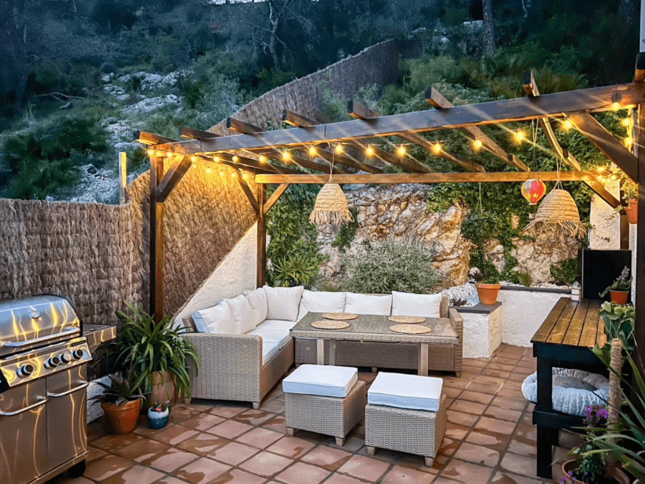 Villa with pool near Sitges close to schools, restaurants and stores