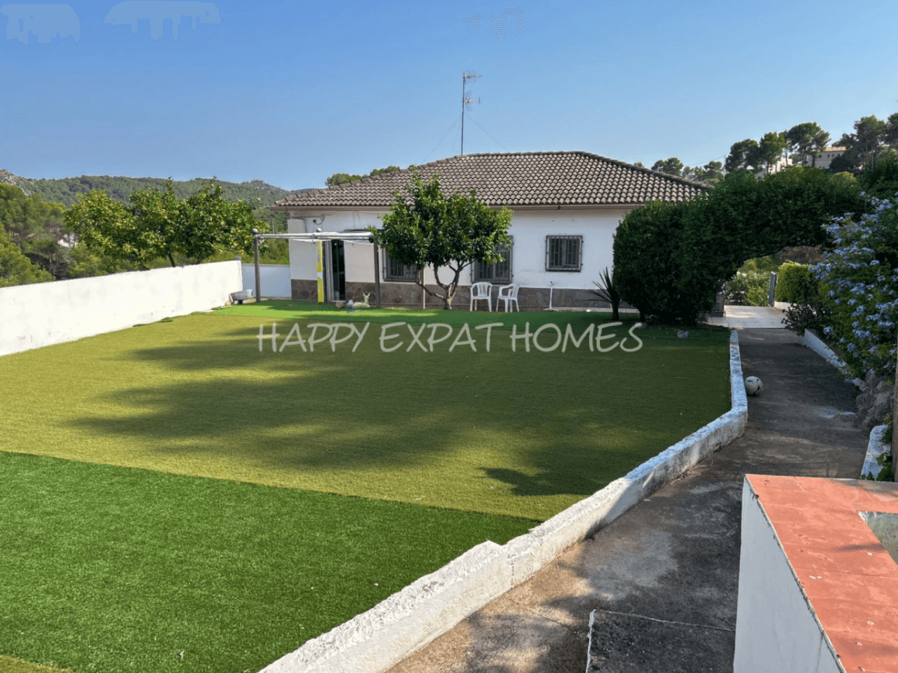 House with pool and Independent Apartment and Tourist Licence in Olivella – The Sitges Hills