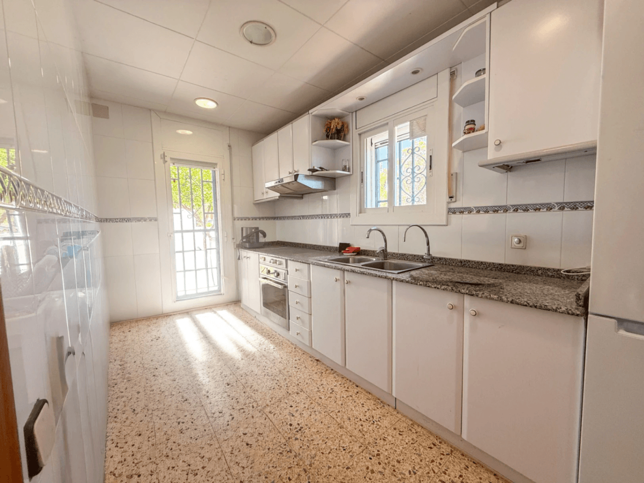 House with pool and Independent Apartment and Tourist Licence in Olivella – The Sitges Hills
