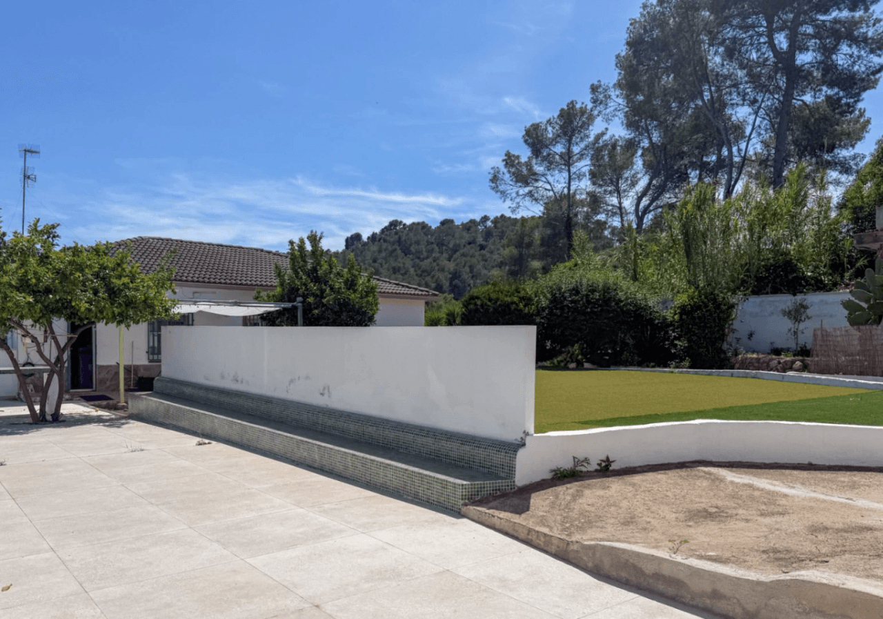 House with pool and Independent Apartment and Tourist Licence in Olivella – The Sitges Hills