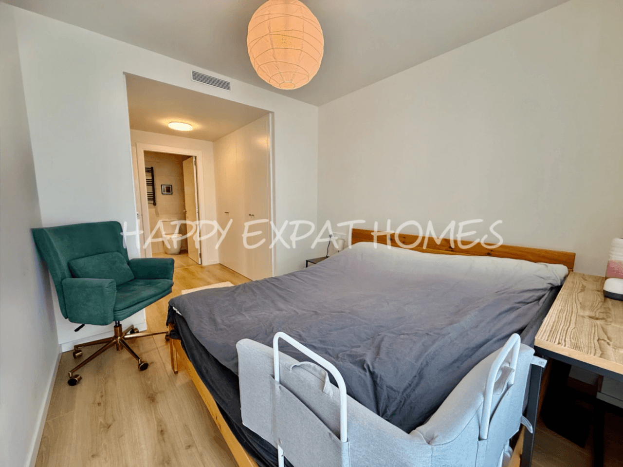 Brand New 4-Bedroom Duplex with Terraces, Pool & Premium Amenities in Vilanova i la Geltrú
