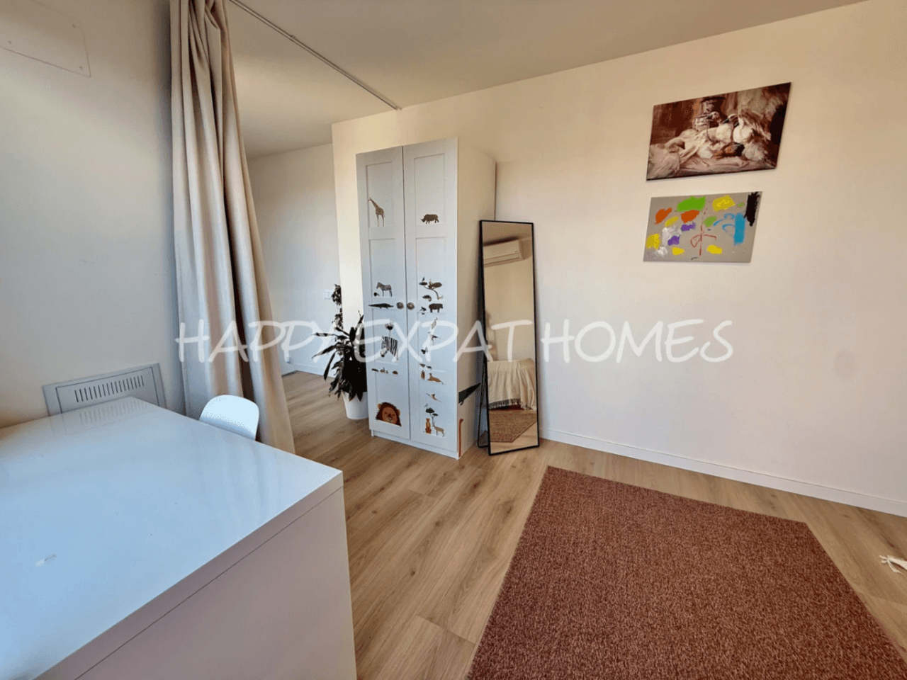 Brand New 4-Bedroom Duplex with Terraces, Pool & Premium Amenities in Vilanova i la Geltrú