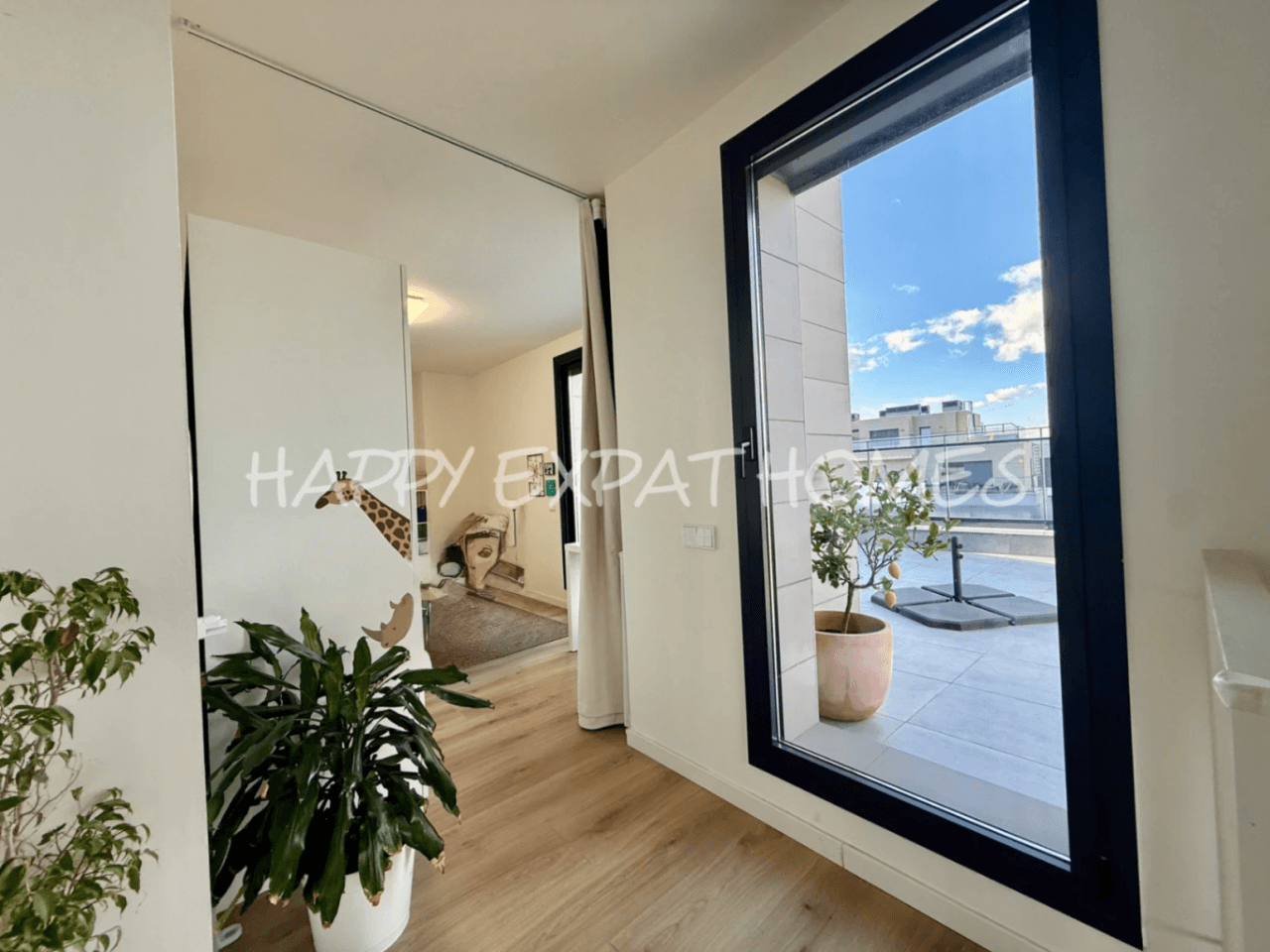 Brand New 4-Bedroom Duplex with Terraces, Pool & Premium Amenities in Vilanova i la Geltrú