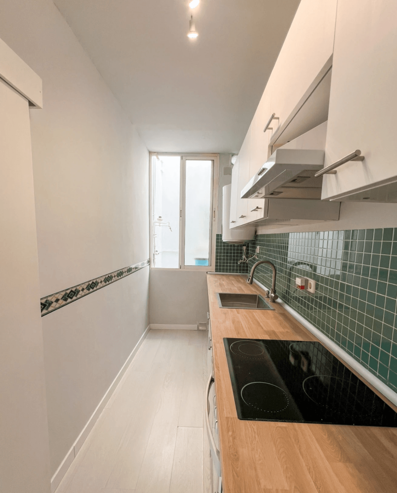 Appartement de 2 chambres à Rocamar à louer pour long terme