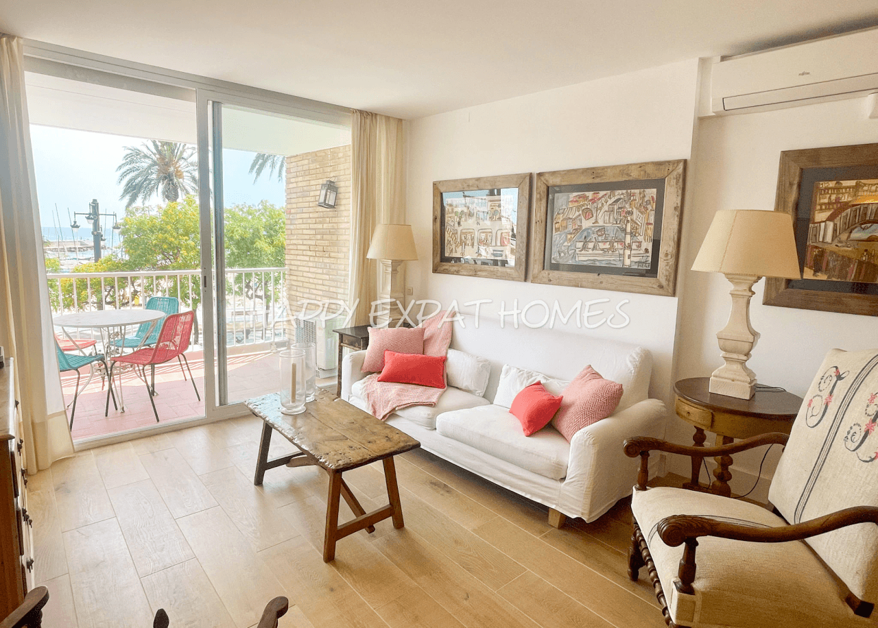 Deco flat in first line - Sitges