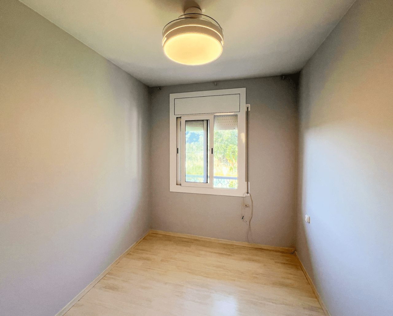 Appartamento con 2 camere da letto a Rocamar in affitto a lungo termine