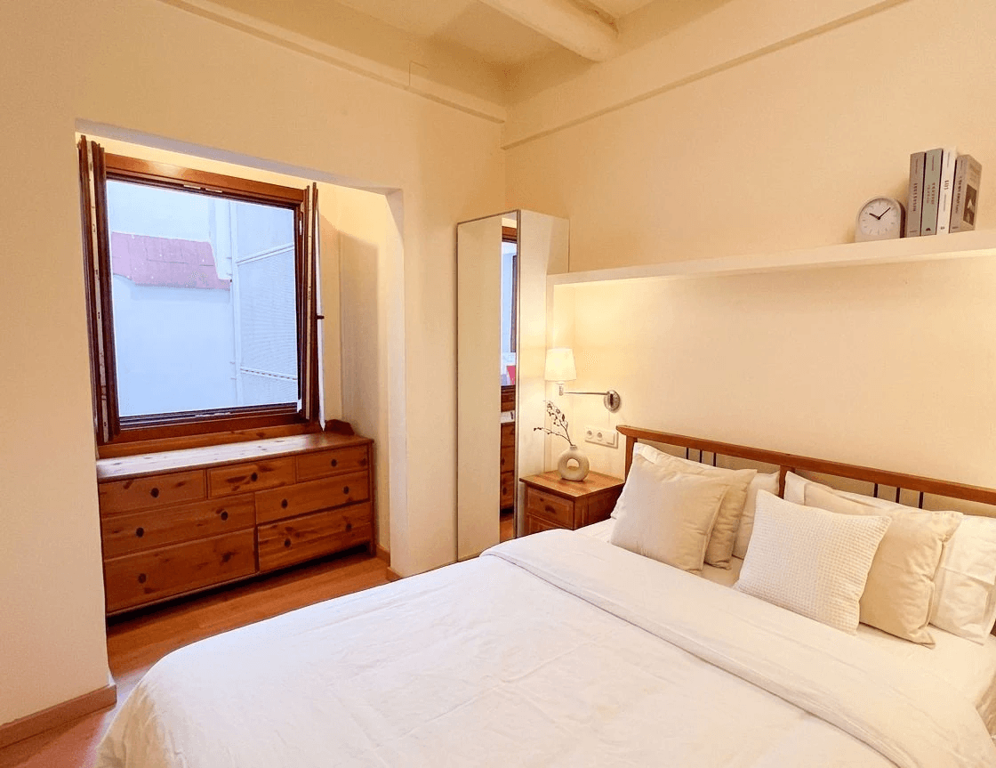 Cozy apartment at 20 steps from the beach in Sitges centre