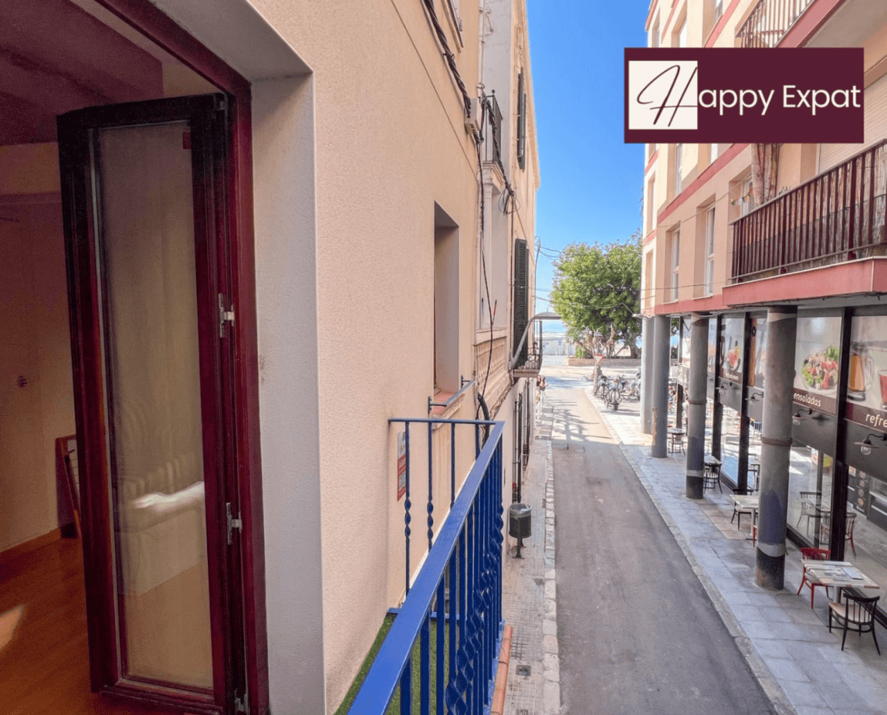 Cozy apartment at 20 steps from the beach in Sitges centre