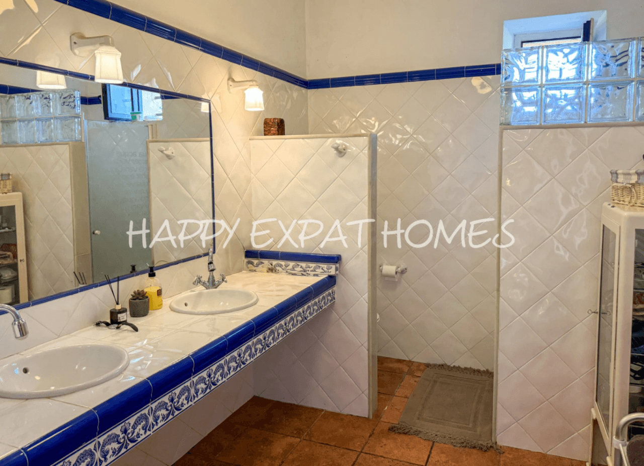 Beautiful Country Estate with endless opportunities near Sitges
