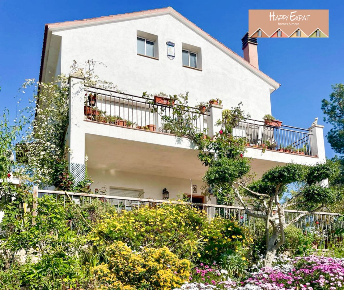 Casa sulle colline di Sitges con grande giardino