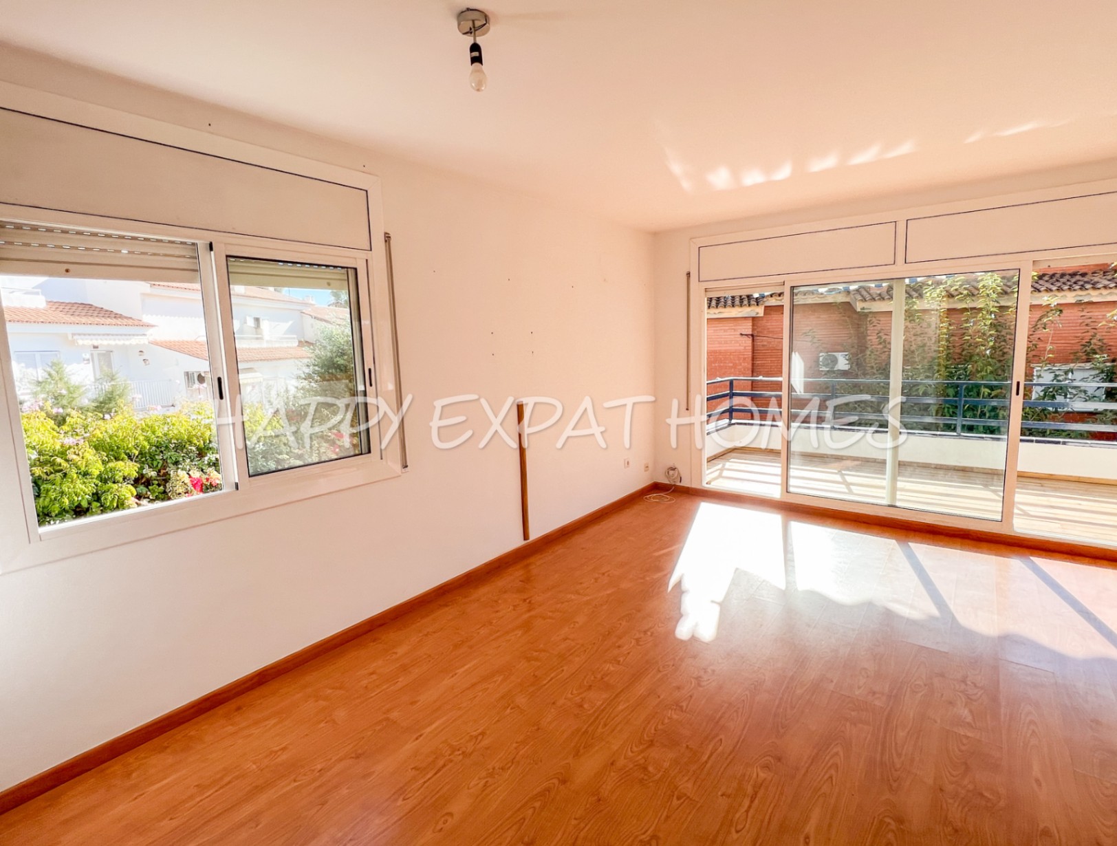 3-bedrooms flat with seaview close to Sitges Port