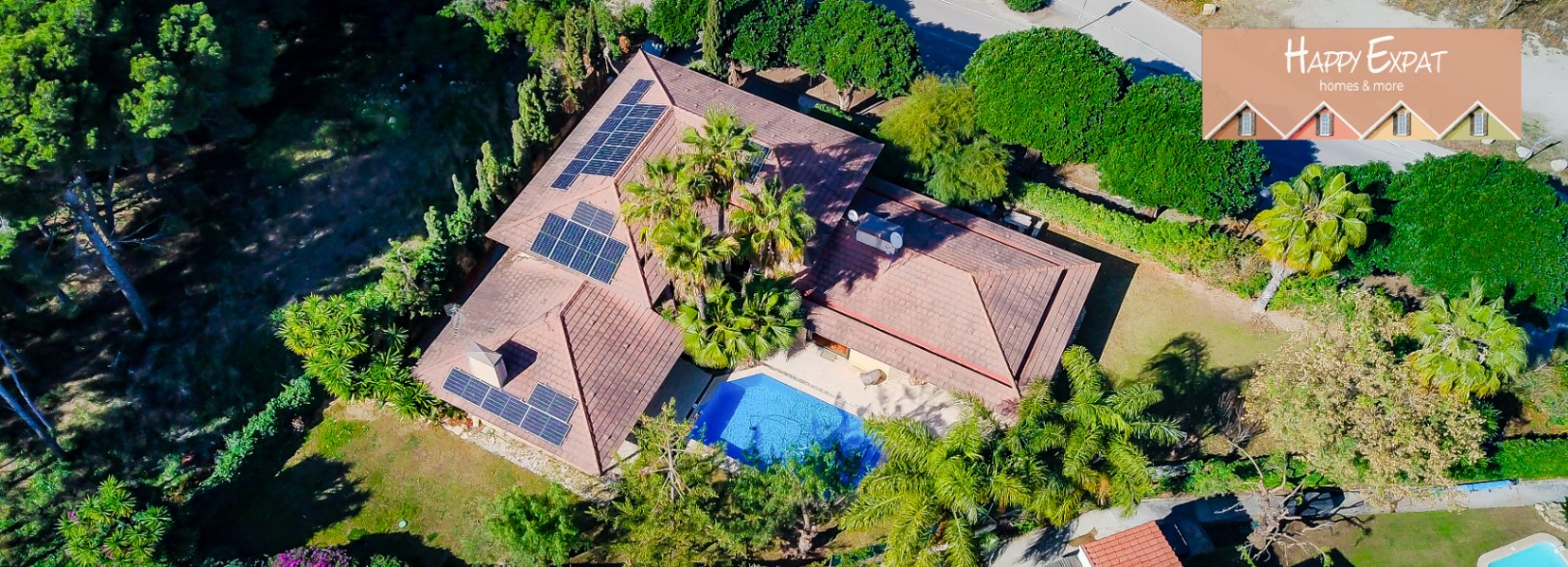 Stunning modern-classic designed Villa with tourist license next to Sitges beach