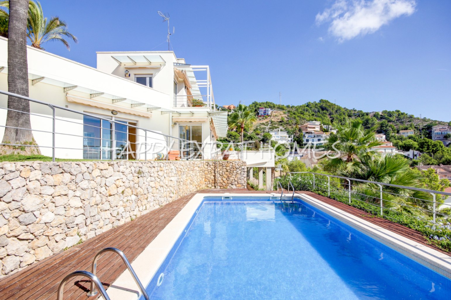 Fantastic villa in Sitges with the best sea views and elevator