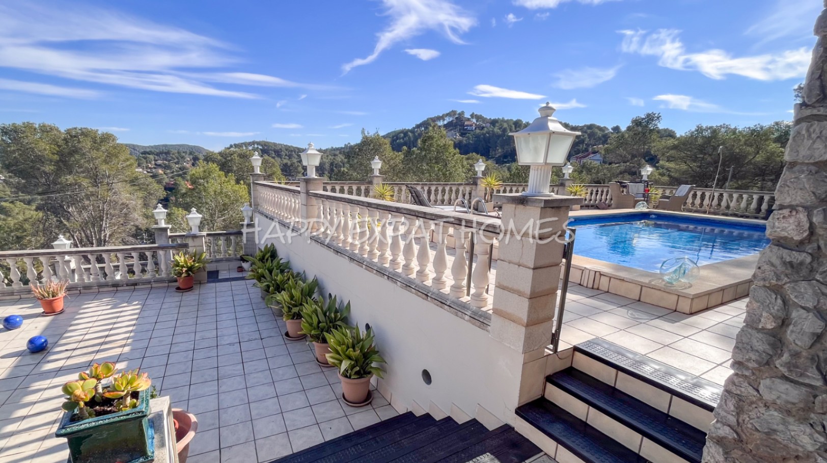 Prachtige moderne villa met een fantastisch uitzicht