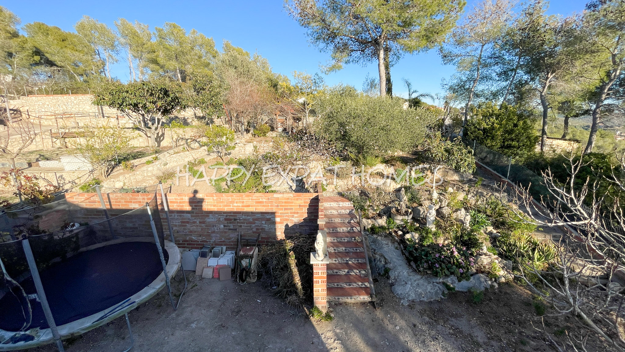 House in the Sitges hills with big garden