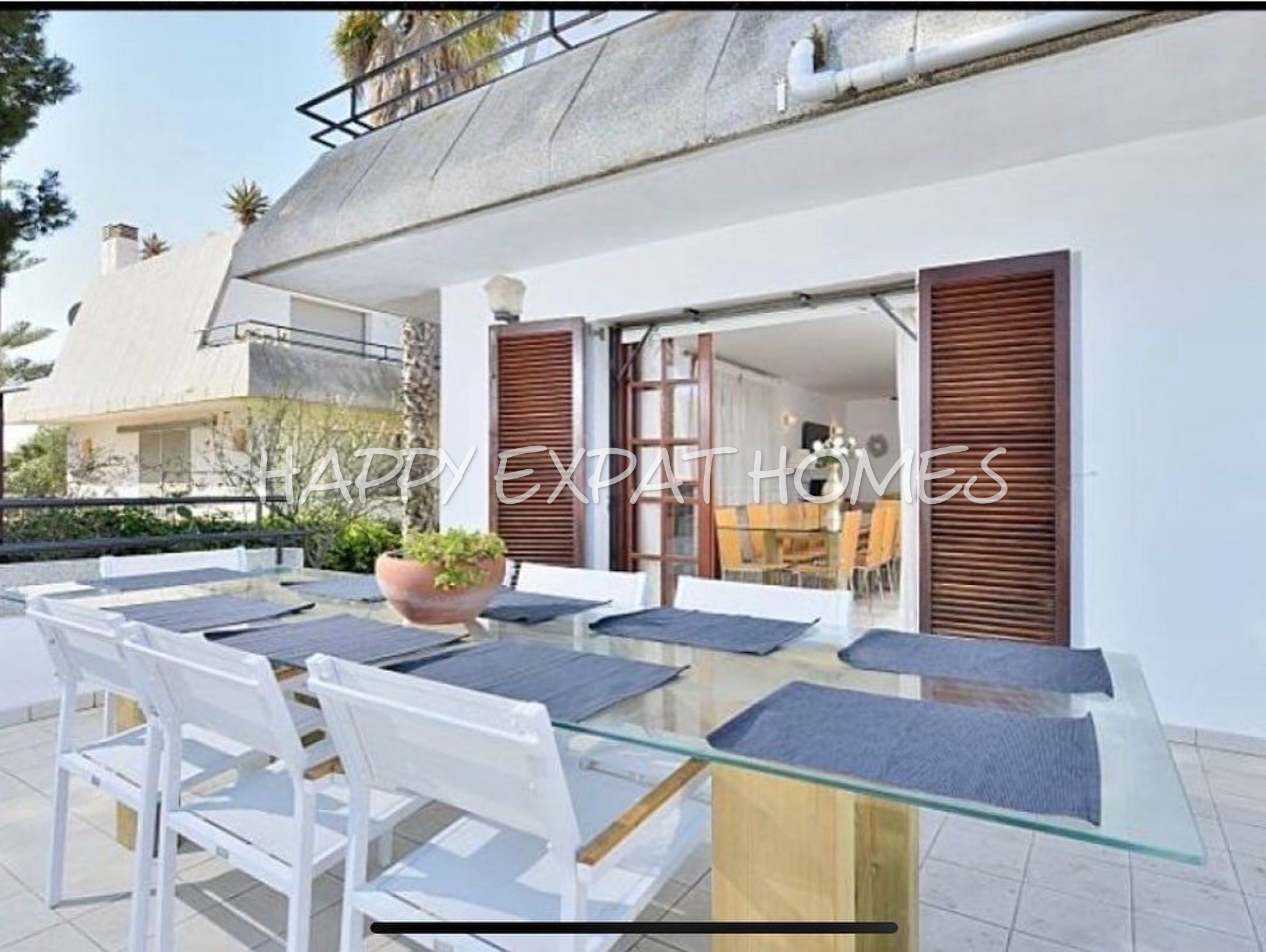 Big Villa for rent with private woods close to Sitges