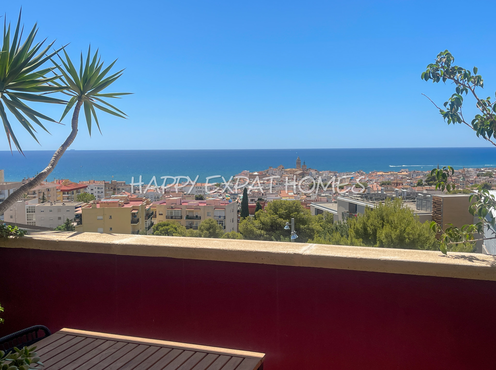 Attic triplex with amazing sea view in Sitges
